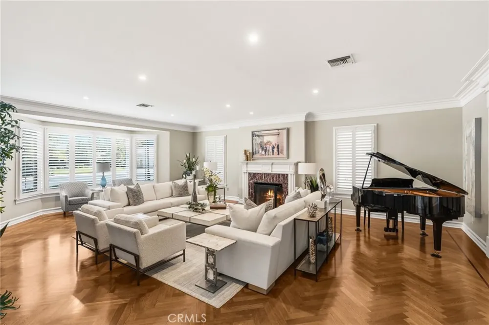 3 Barrenger Court Newport Beach, CA 92660