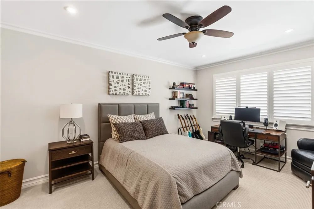 3 Barrenger Court Newport Beach, CA 92660