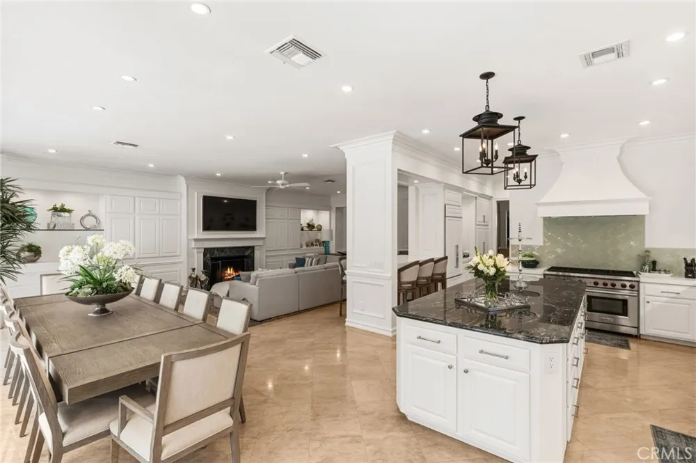 3 Barrenger Court Newport Beach, CA 92660