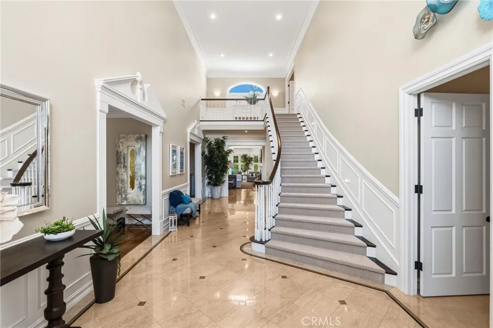 3 Barrenger Court Newport Beach, CA 92660