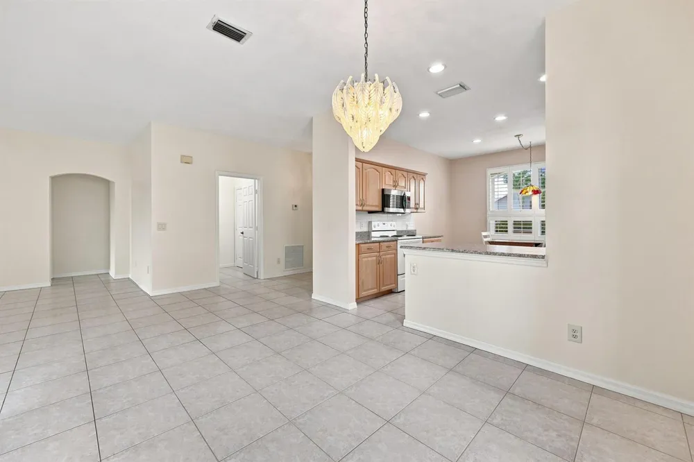 996 NW Tuscany Drive Port St. Lucie, FL 34986