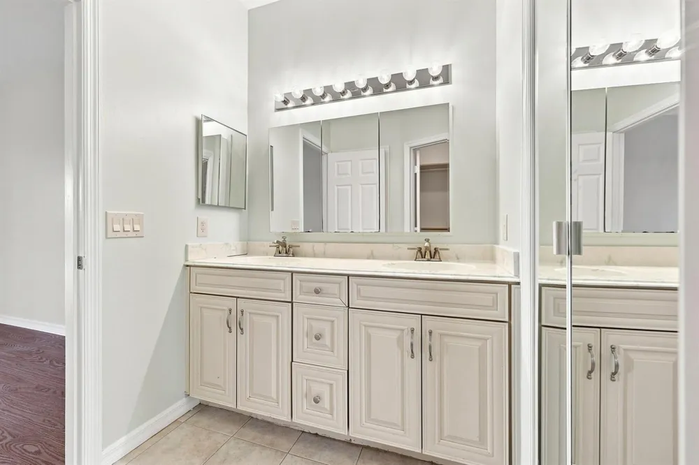 996 NW Tuscany Drive Port St. Lucie, FL 34986