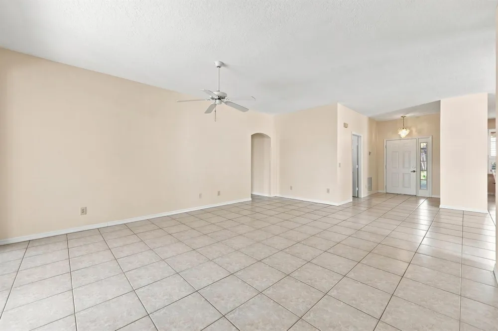 996 NW Tuscany Drive Port St. Lucie, FL 34986