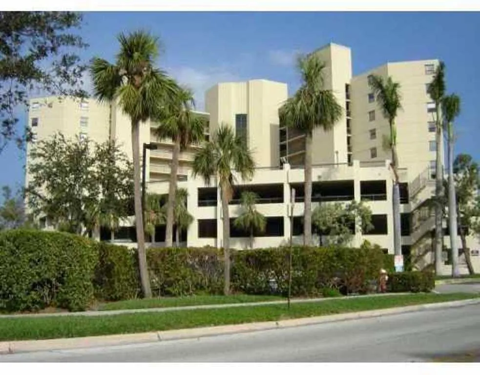 2900 NE 14th Street Causeway #403 Pompano Beach, FL 33062