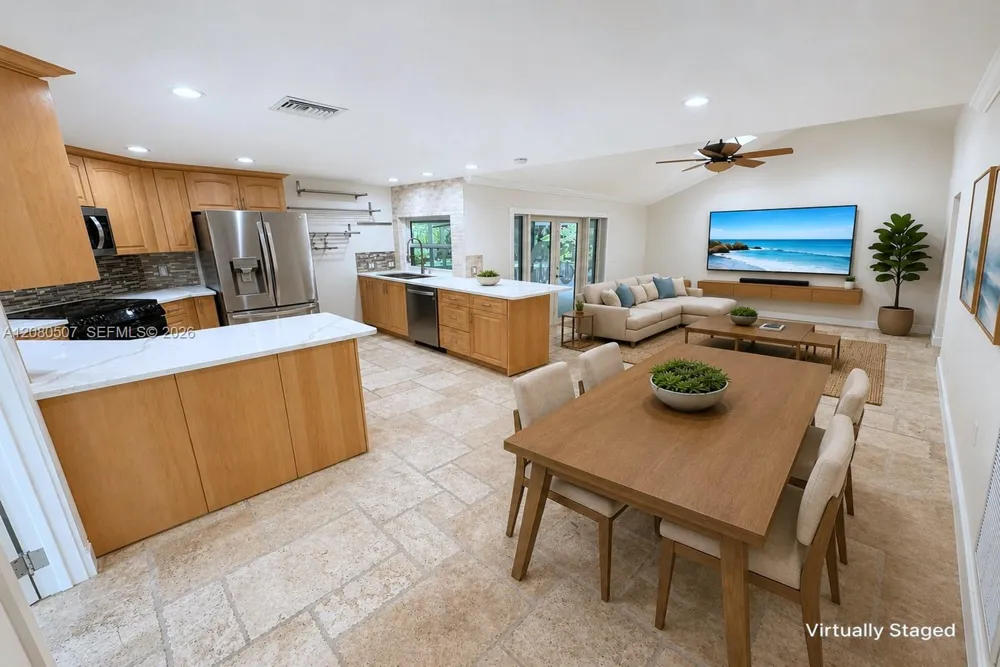 2811 SW 82nd Way Davie, FL 33328