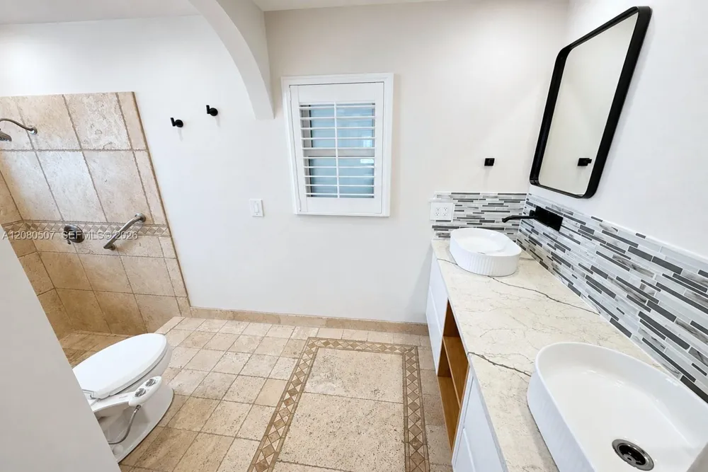 2811 SW 82nd Way Davie, FL 33328