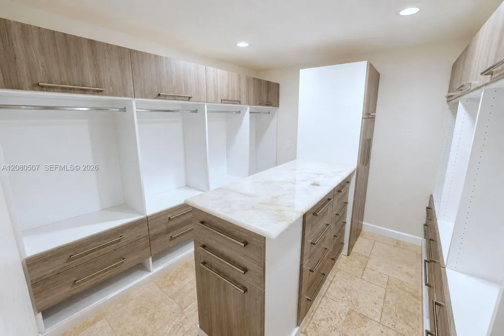 2811 SW 82nd Way Davie, FL 33328