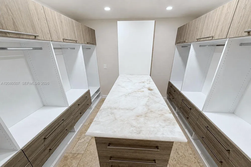 2811 SW 82nd Way Davie, FL 33328
