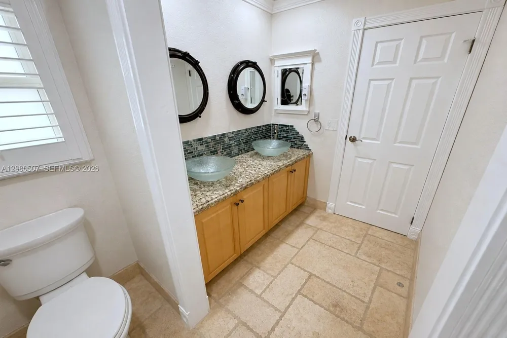 2811 SW 82nd Way Davie, FL 33328