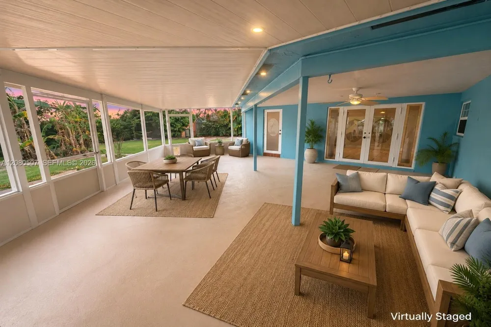 2811 SW 82nd Way Davie, FL 33328
