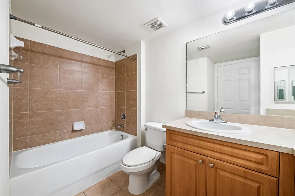 6777 HERITAGE GRANDE #1105 Boynton Beach, FL 33437