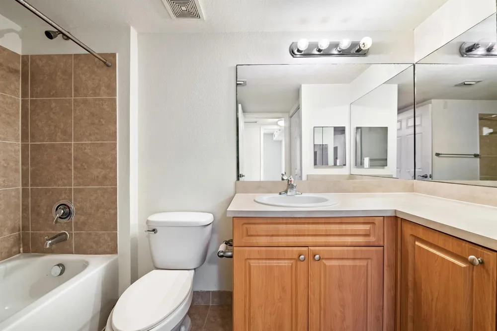 6777 HERITAGE GRANDE #1105 Boynton Beach, FL 33437