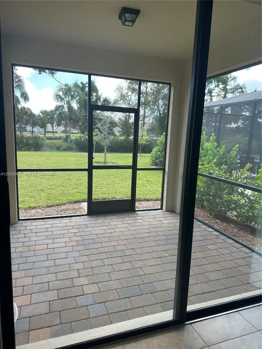 3932 Black Eagle Lane Fort Myers, FL 33966