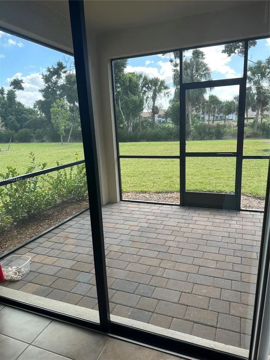 3932 Black Eagle Lane Fort Myers, FL 33966