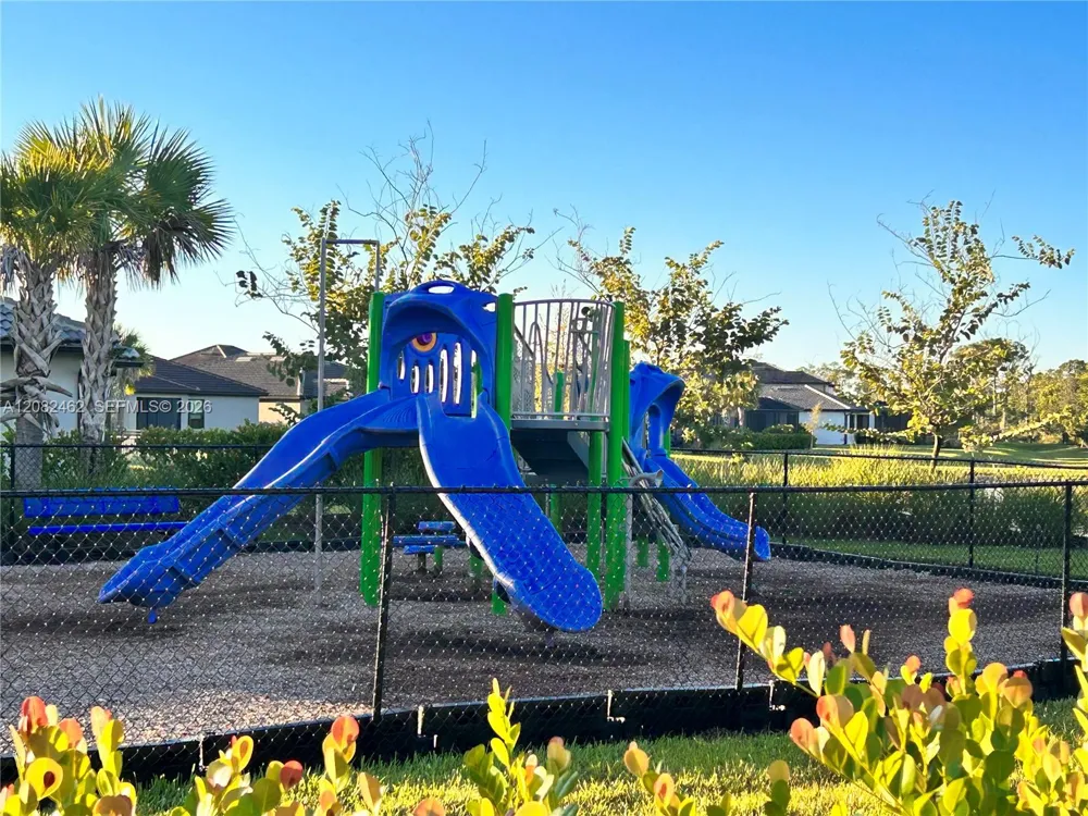 3932 Black Eagle Lane Fort Myers, FL 33966