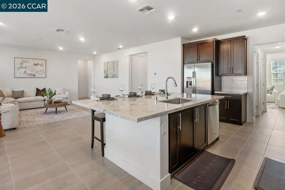 6738 Verbena St Tracy, CA 95377