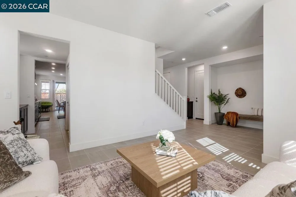 6738 Verbena St Tracy, CA 95377