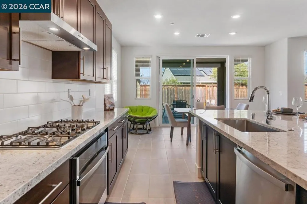 6738 Verbena St Tracy, CA 95377