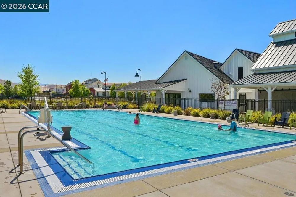 6738 Verbena St Tracy, CA 95377