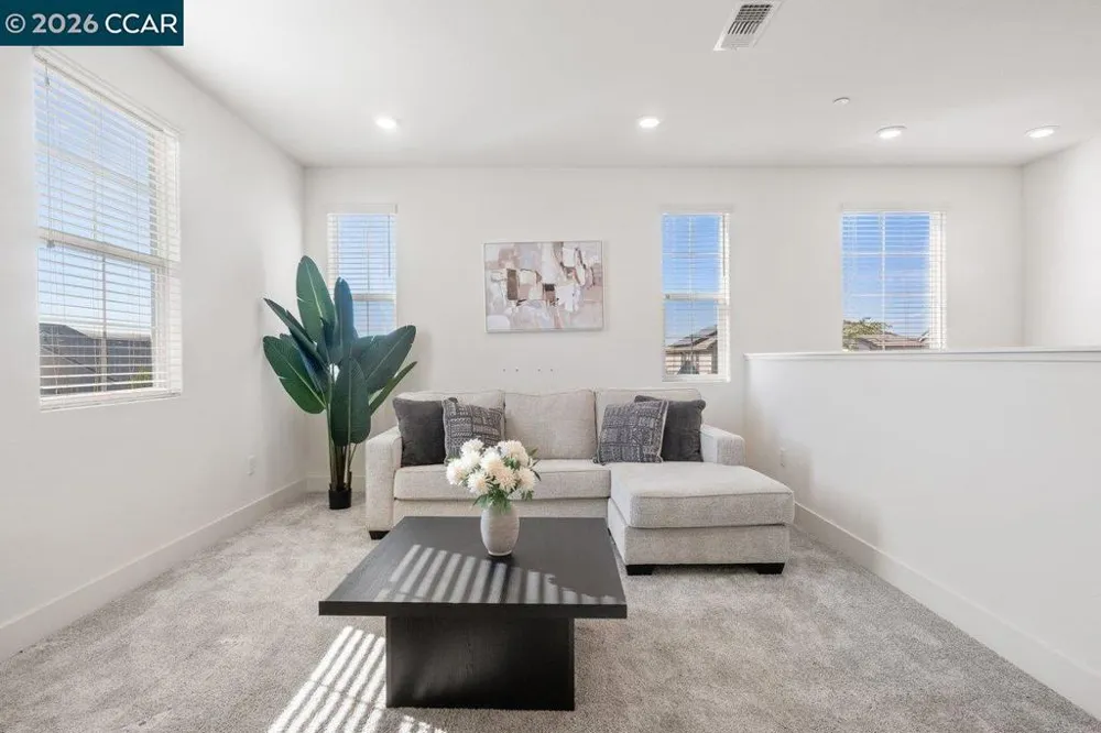 6738 Verbena St Tracy, CA 95377