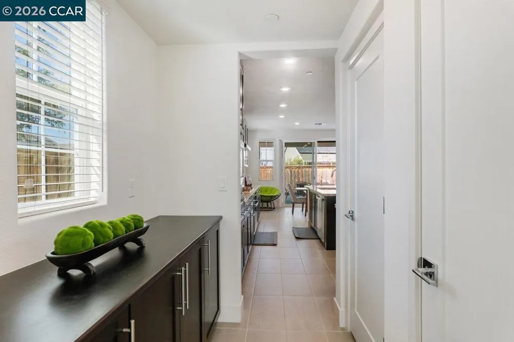 6738 Verbena St Tracy, CA 95377