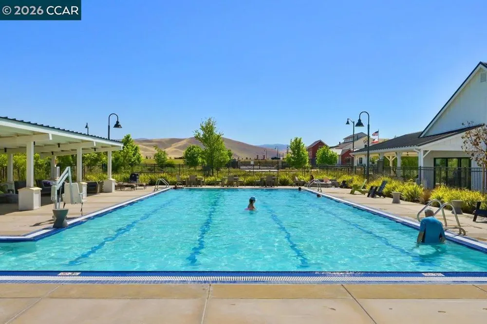 6738 Verbena St Tracy, CA 95377