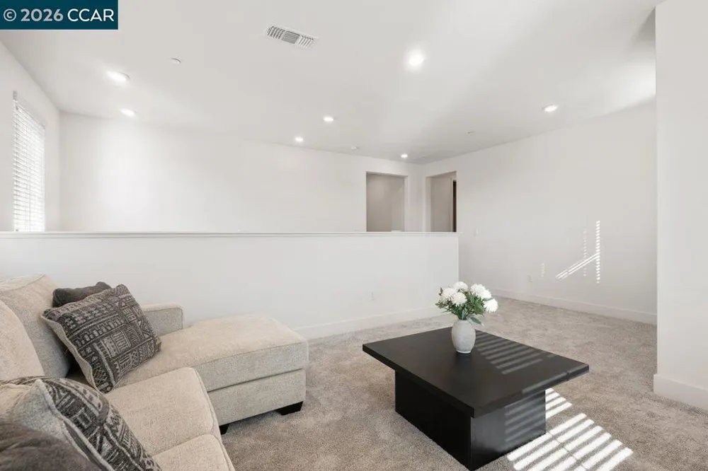 6738 Verbena St Tracy, CA 95377