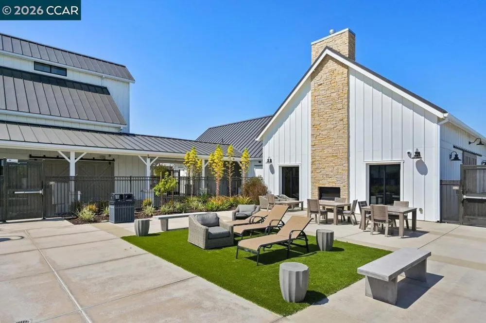 6738 Verbena St Tracy, CA 95377