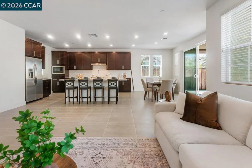 6738 Verbena St Tracy, CA 95377