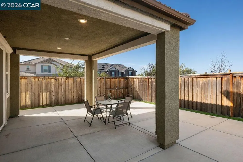 6738 Verbena St Tracy, CA 95377