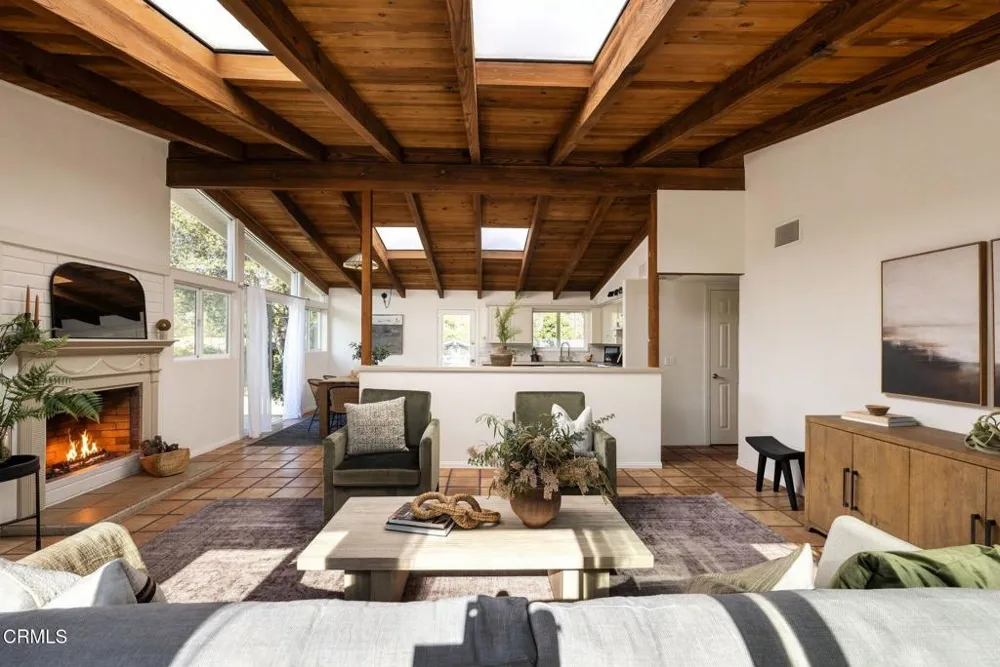 700 Concha Loma Drive Carpinteria, CA 93013