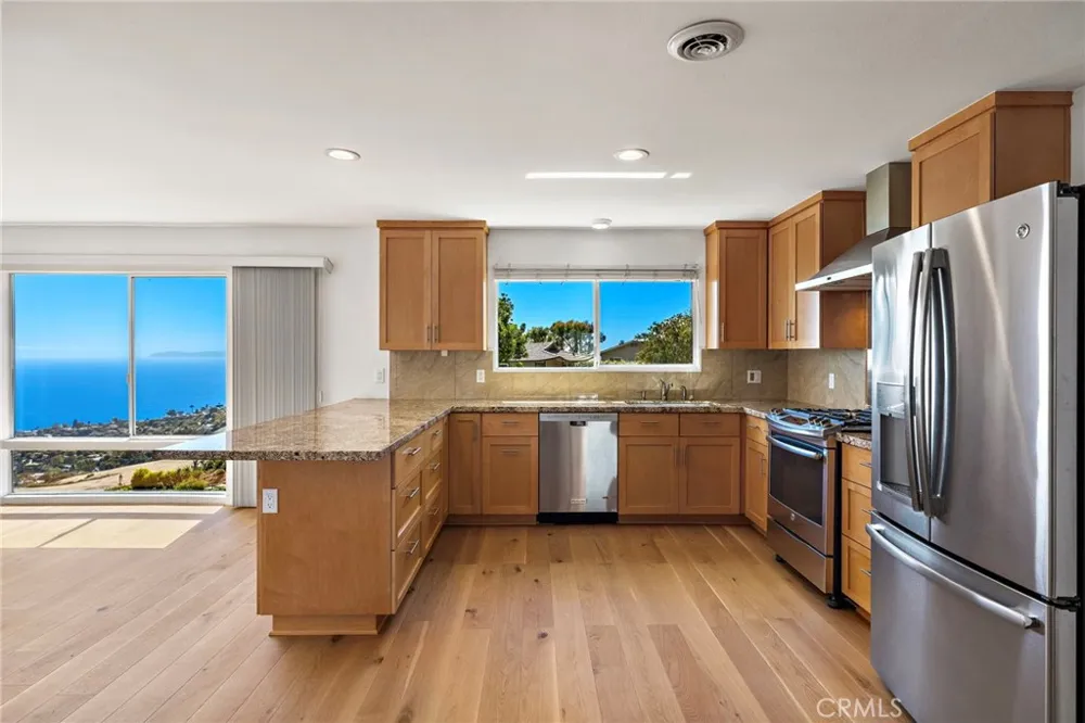 2869 Zell Drive Laguna Beach, CA 92651