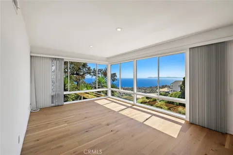 2869 Zell Drive