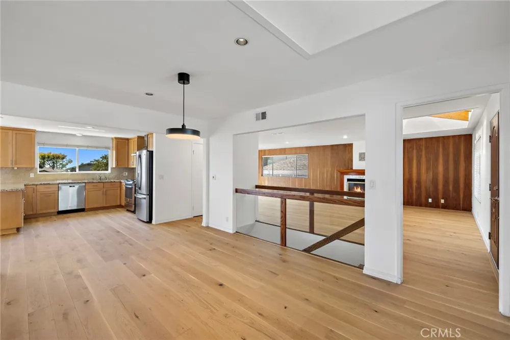 2869 Zell Drive Laguna Beach, CA 92651