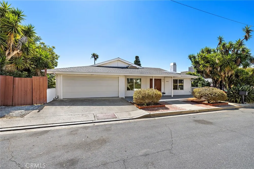 2869 Zell Drive Laguna Beach, CA 92651