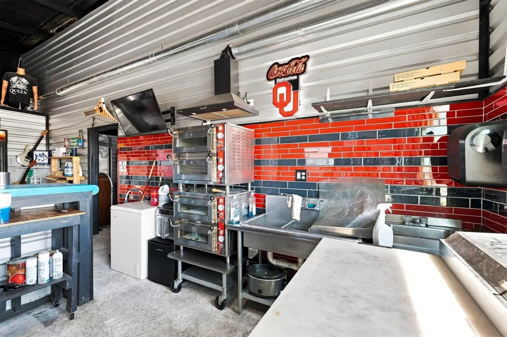 10699 Hwy 377 Kingston, OK 73439