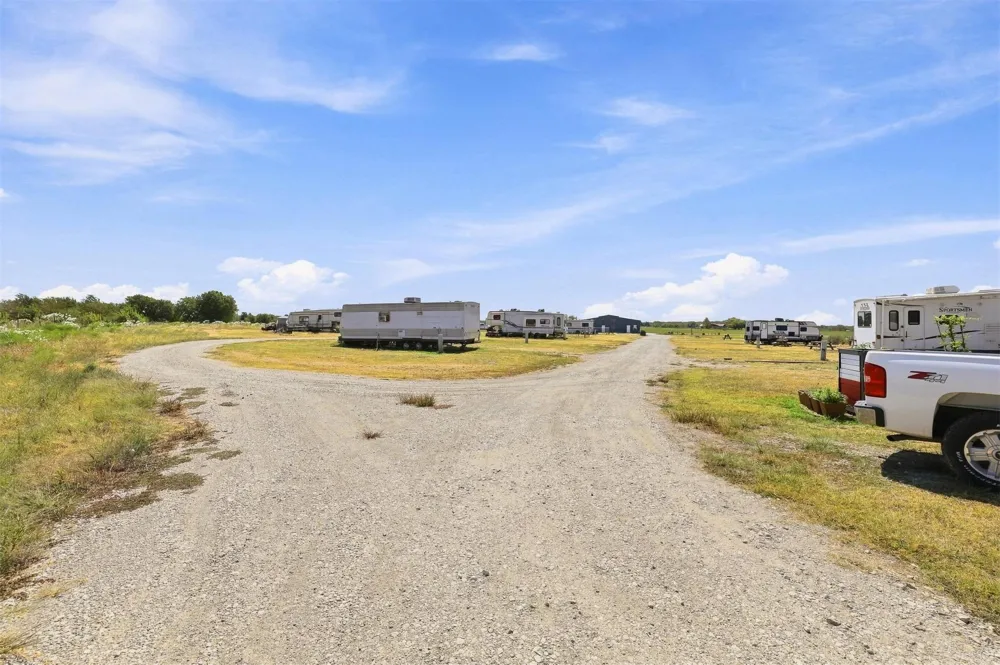 10699 Hwy 377 Kingston, OK 73439
