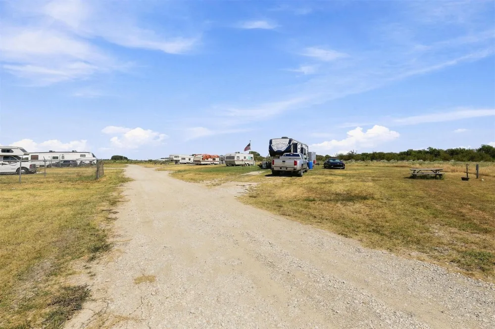 10699 Hwy 377 Kingston, OK 73439