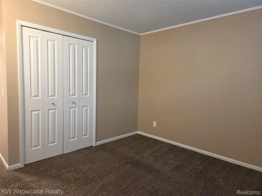 2056 Brookfield Street Canton Charter Township, MI 48188