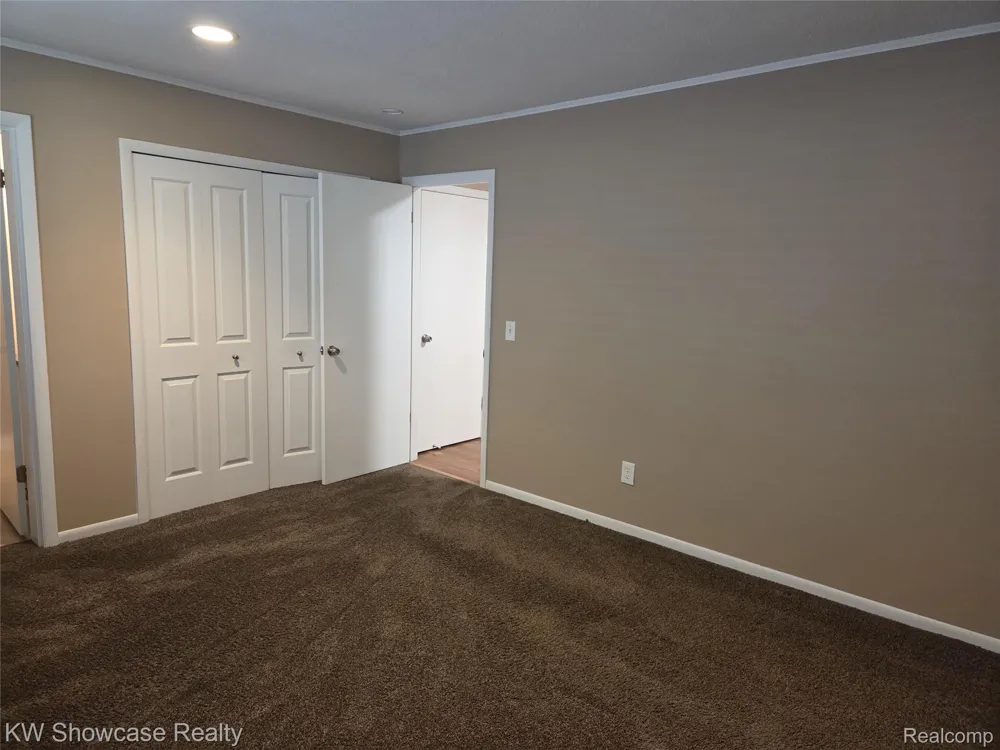 2056 Brookfield Street Canton Charter Township, MI 48188