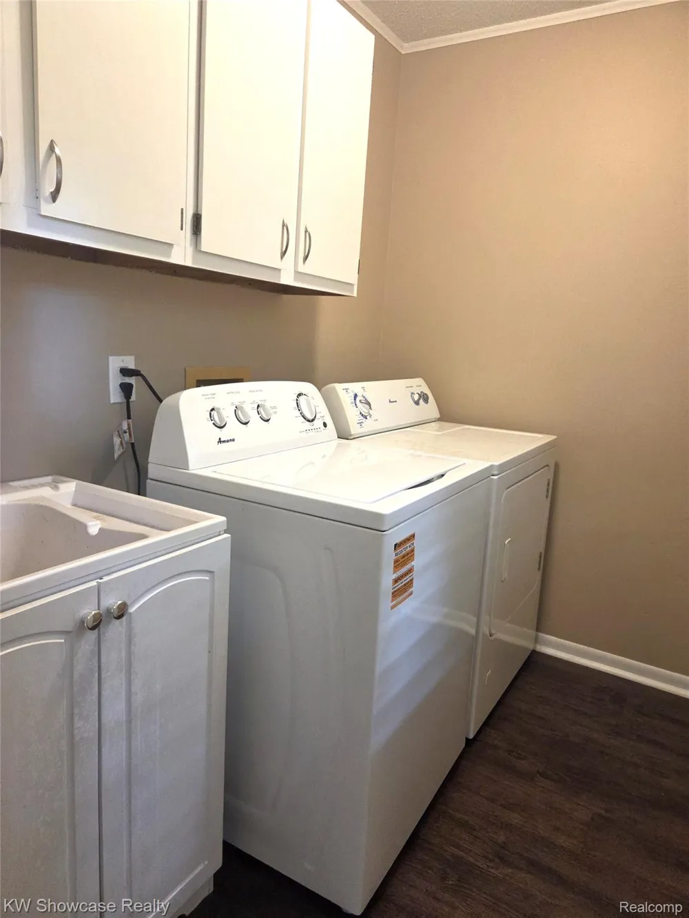 2056 Brookfield Street Canton Charter Township, MI 48188