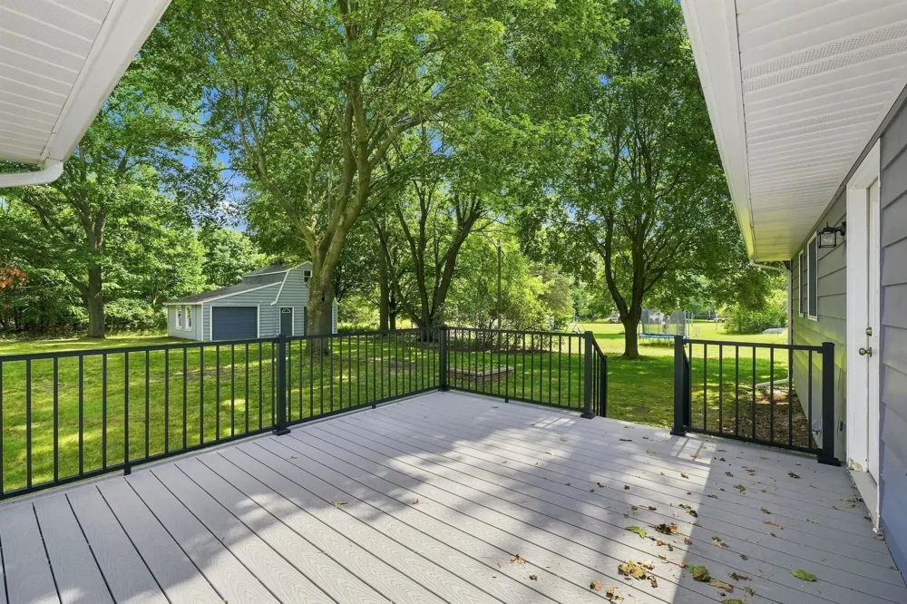 2061 S Green Road Lake Township, MI 49651
