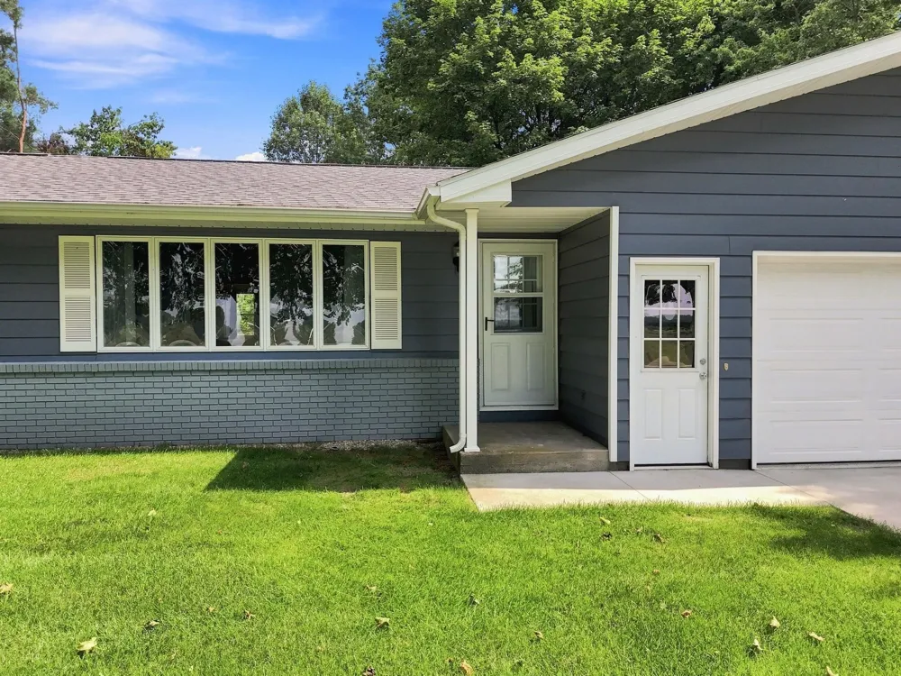 2061 S Green Road Lake Township, MI 49651