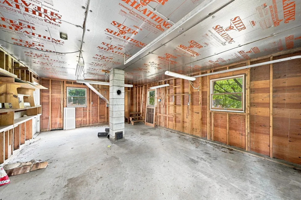 2061 S Green Road Lake Township, MI 49651