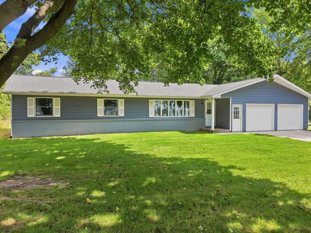 2061 S Green Road Lake Township, MI 49651