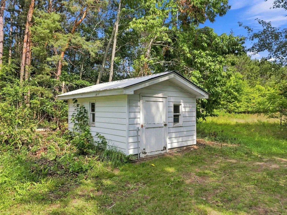 2061 S Green Road Lake Township, MI 49651