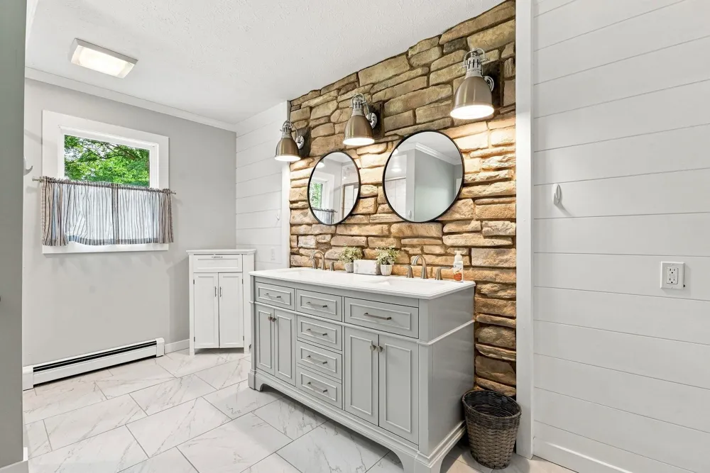 2061 S Green Road Lake Township, MI 49651