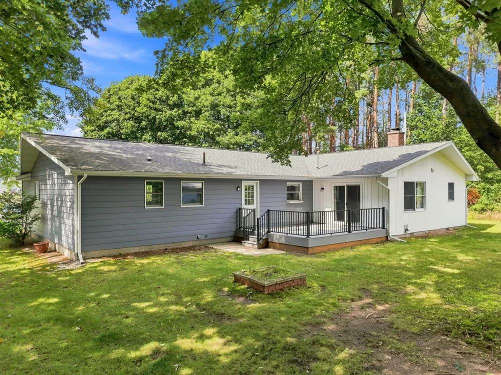 2061 S Green Road Lake Township, MI 49651