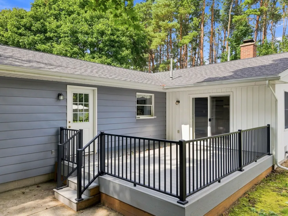 2061 S Green Road Lake Township, MI 49651