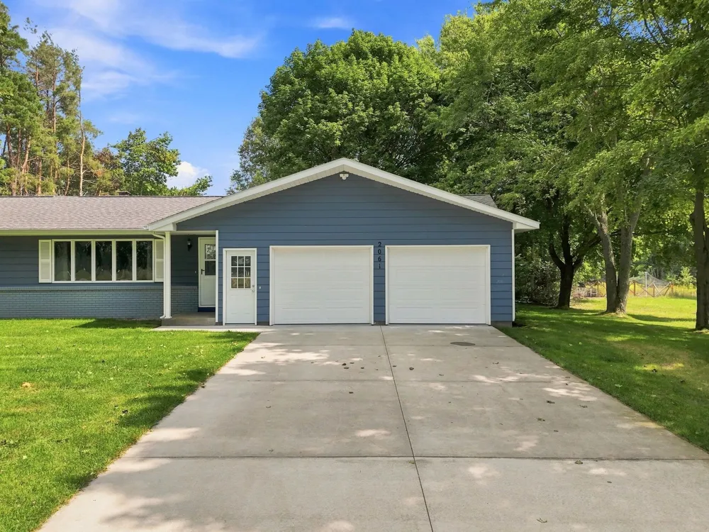 2061 S Green Road Lake Township, MI 49651